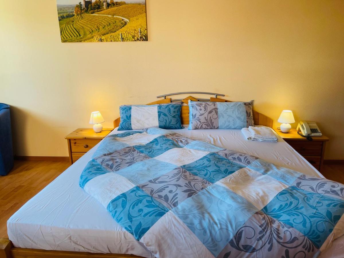 Hotel Ochsen Ortenberg  Екстер'єр фото