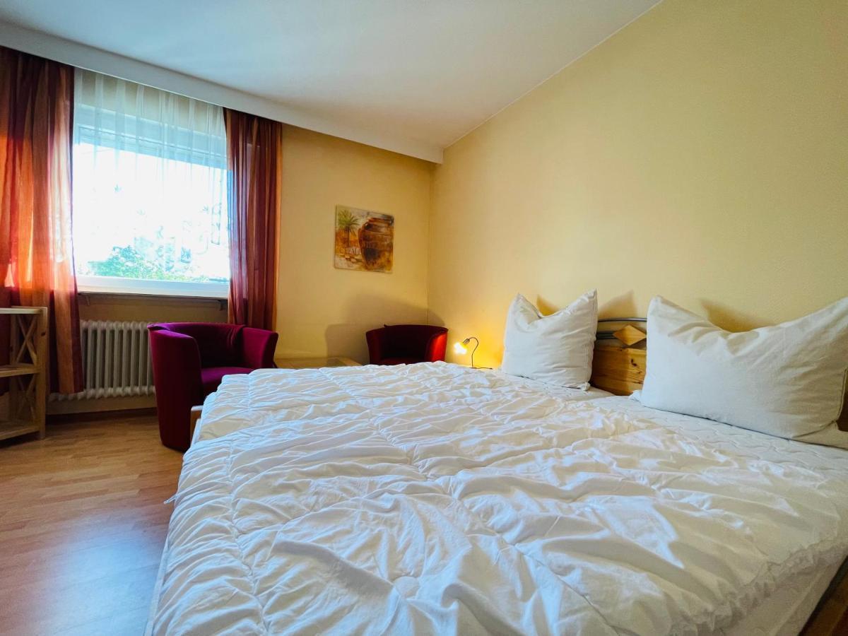 Hotel Ochsen Ortenberg  Екстер'єр фото